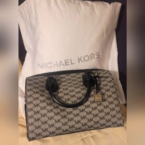 Michael Kors Grey & Black initial purse
